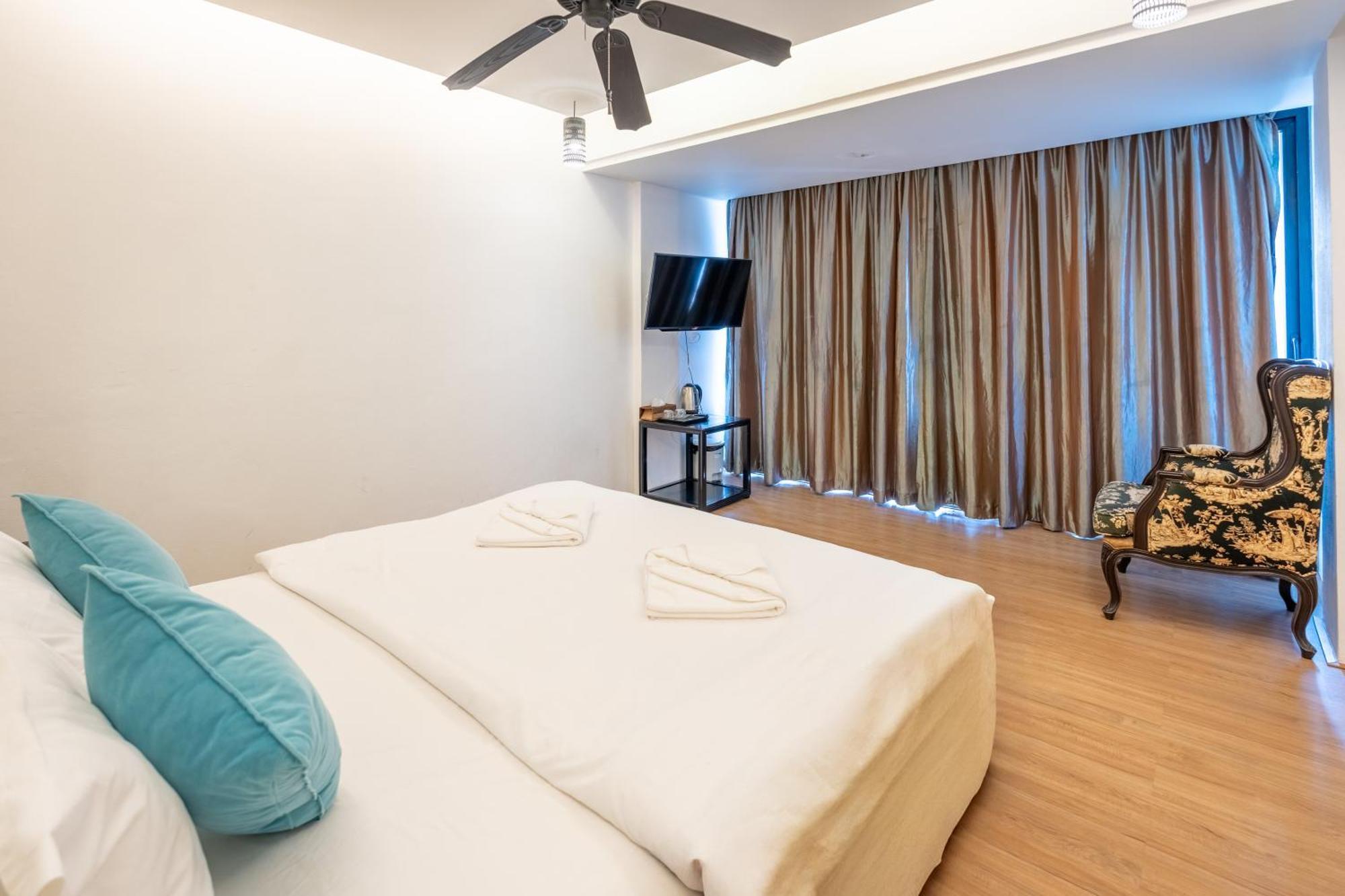 See Sea Villa Phuket Sha Patong Extérieur photo