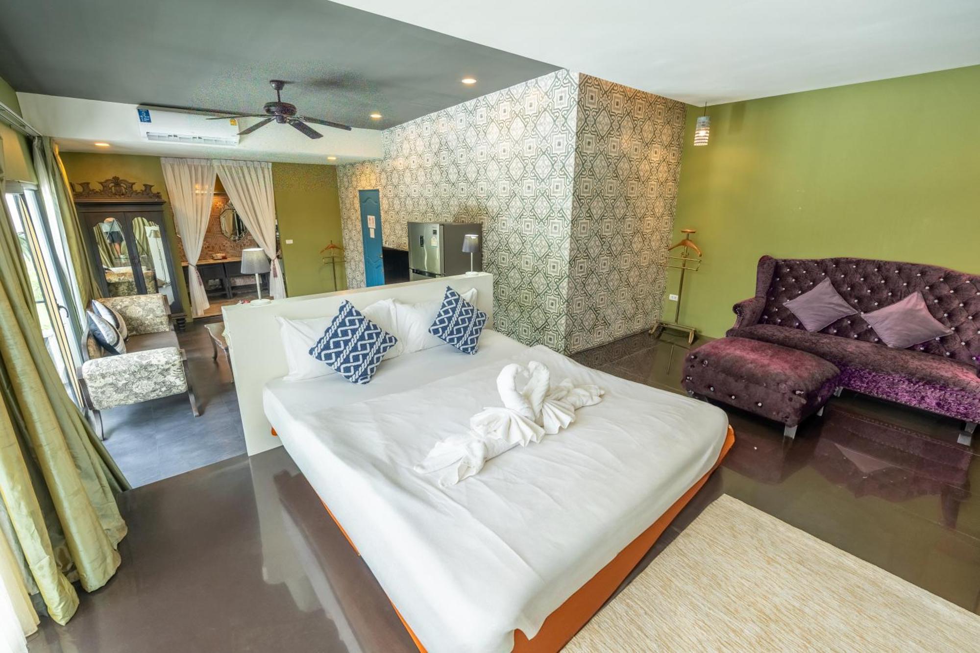 See Sea Villa Phuket Sha Patong Extérieur photo